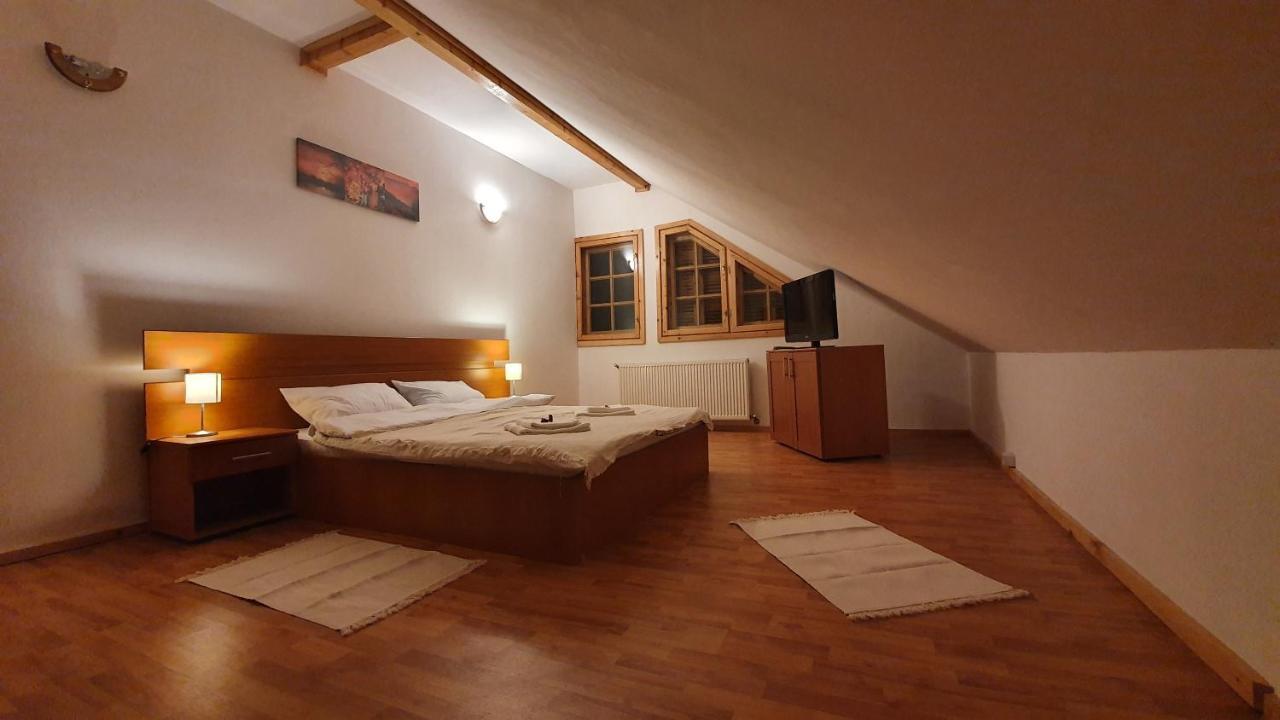 Vila Panselutelor 6 Sinaia Exterior photo